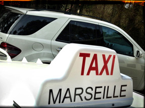 Шашки такси «Такси Марсель / Taxi Marseille»